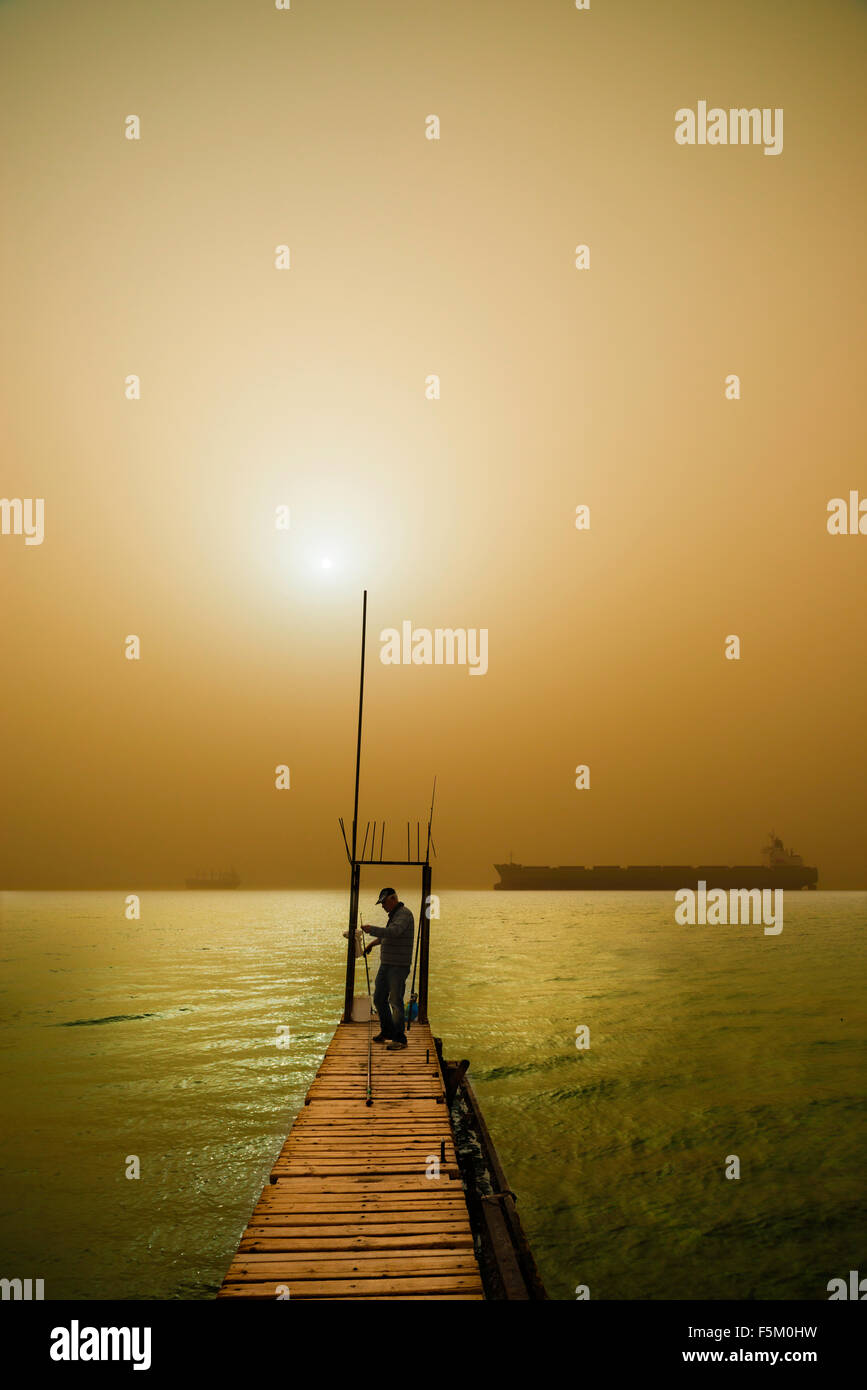 Wooden jetty ship pier hi-res stock photography and images - Alamy