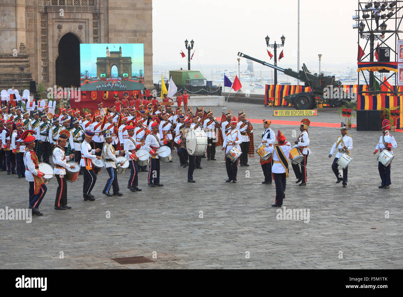 Bag pipers and drummers of dogra regiment, gateway, mumbai, maharashtra, india, asia Stock Photo