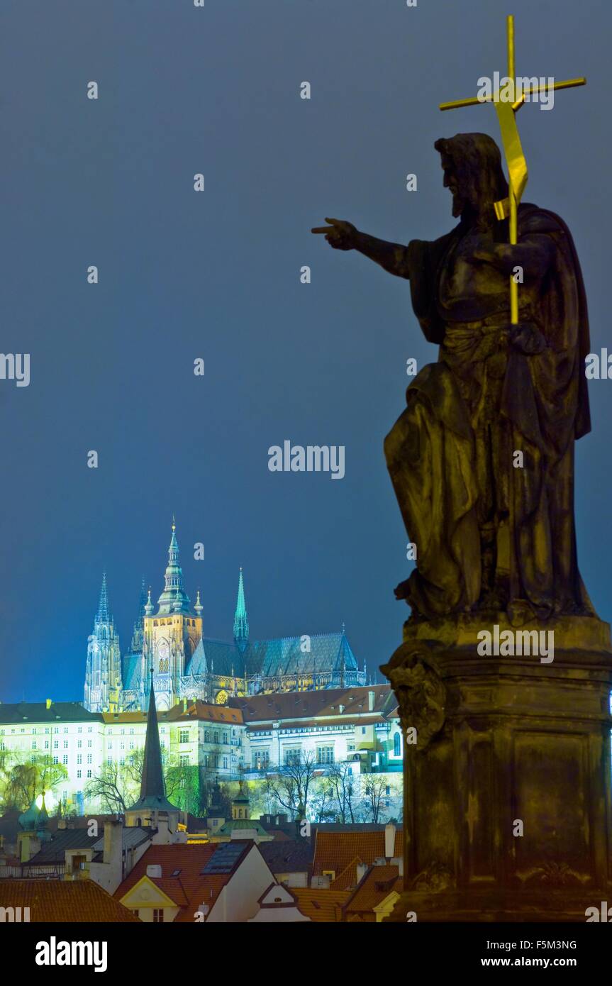 View of St Vitus Cathedral from Charles Bridge at night, Prague, Czech Republic Stock Photo