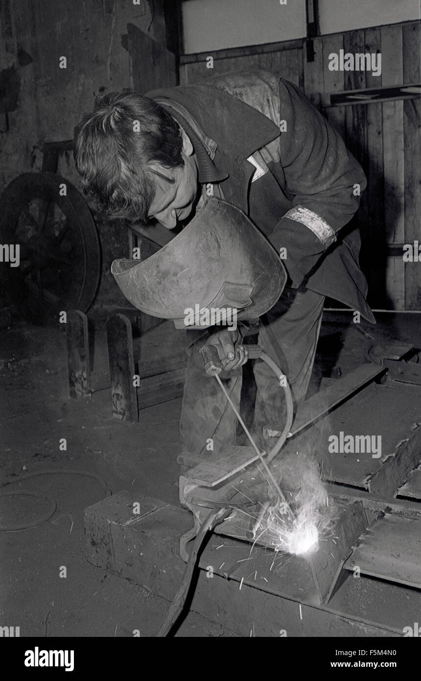 All deep coal mines of closed and the thousands of jobs that were