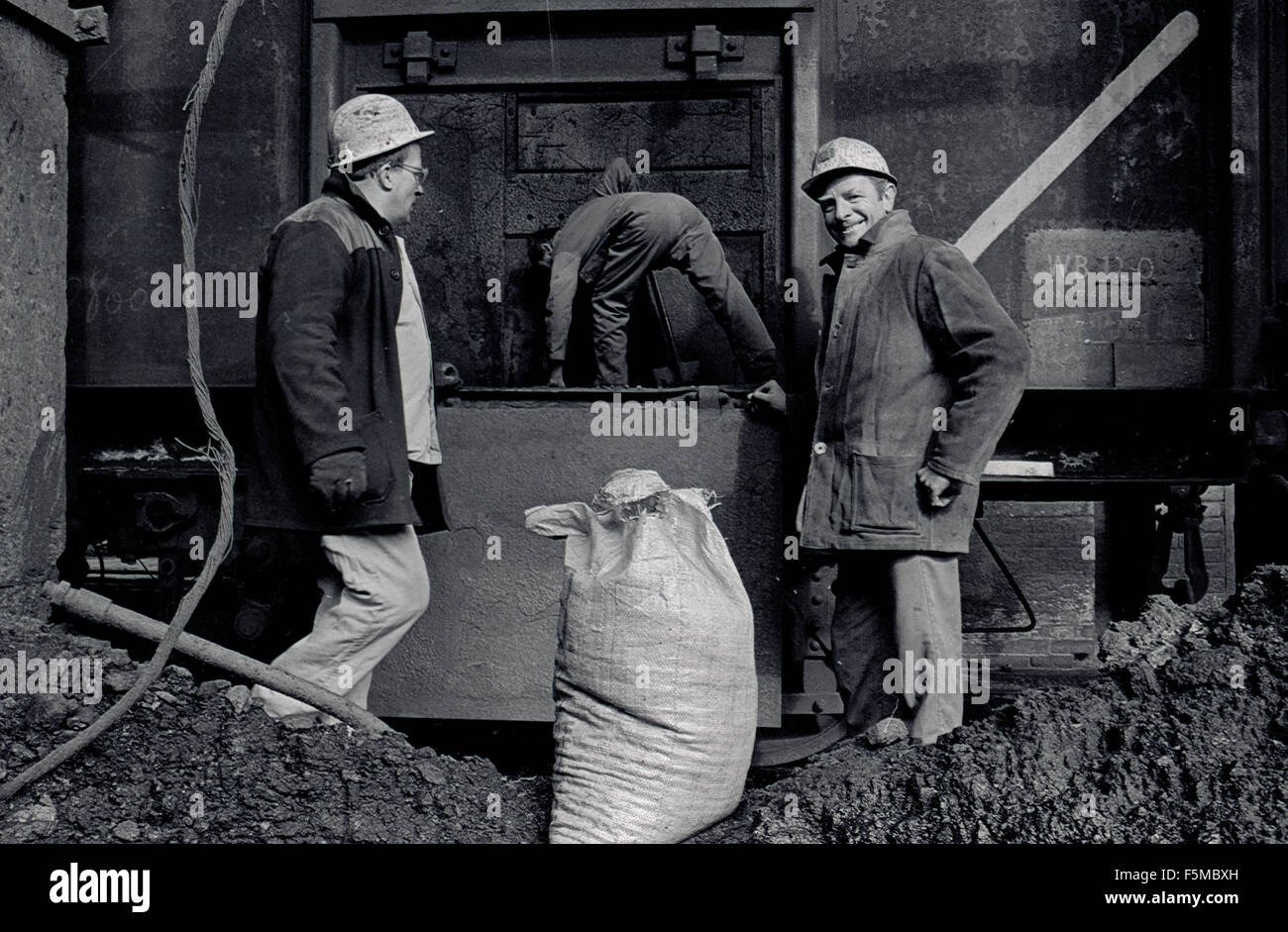 All deep coal mines of closed and the thousands of jobs that were