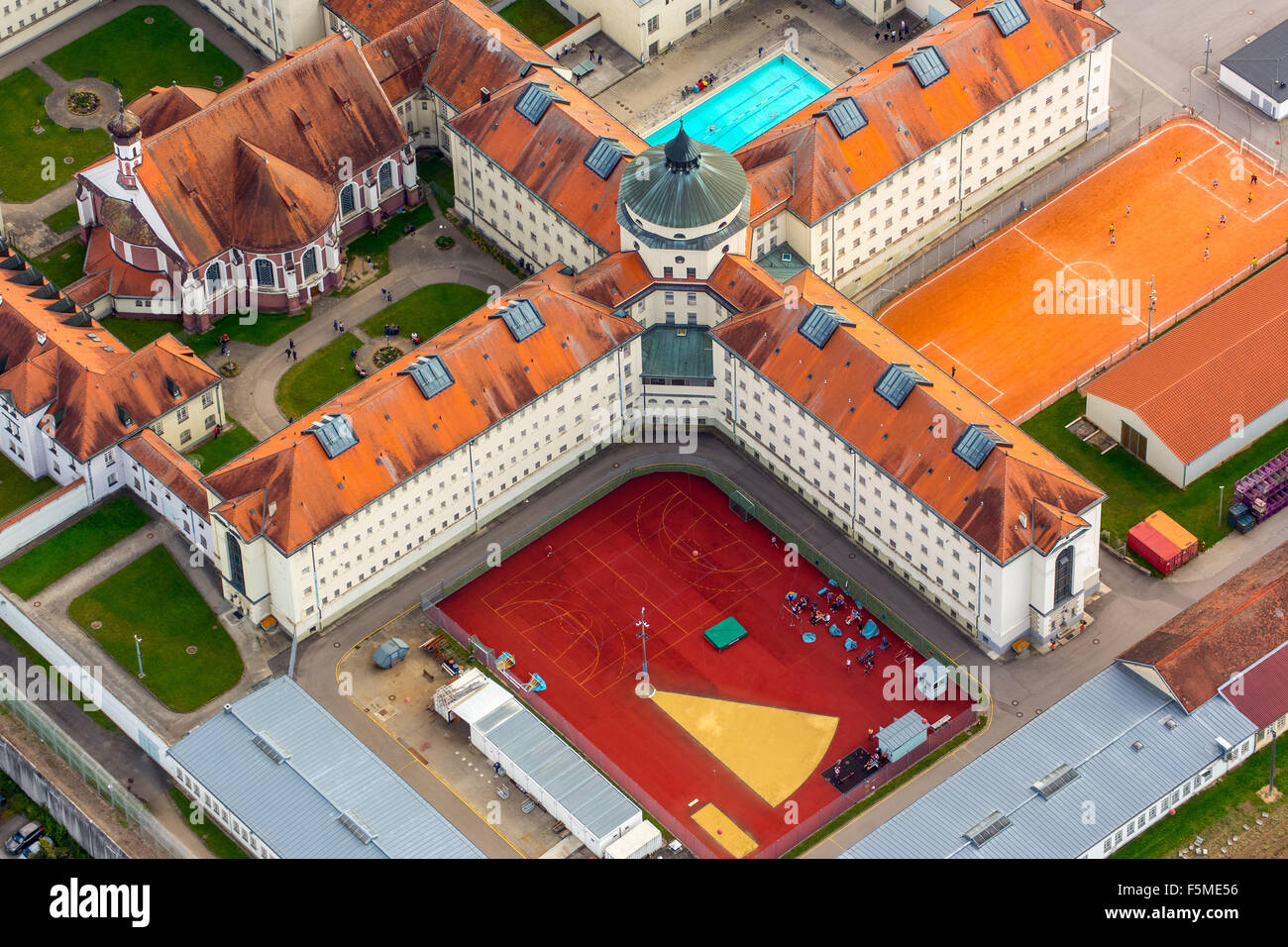 Straubing young offenders' institution with courtyard and swimming pool, correctional facility Bayern, Straubing, Lower Bavaria Stock Photo