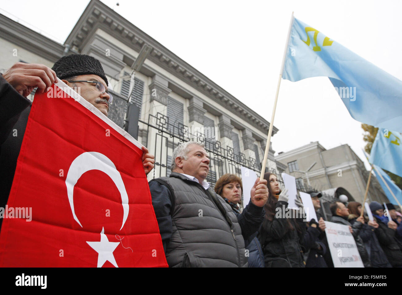 Независимость крыма от турции. Референдум в крыму 2014 фото. Флаг независимости крыма. Референдум в крыму 2014. Турки в крыму.
