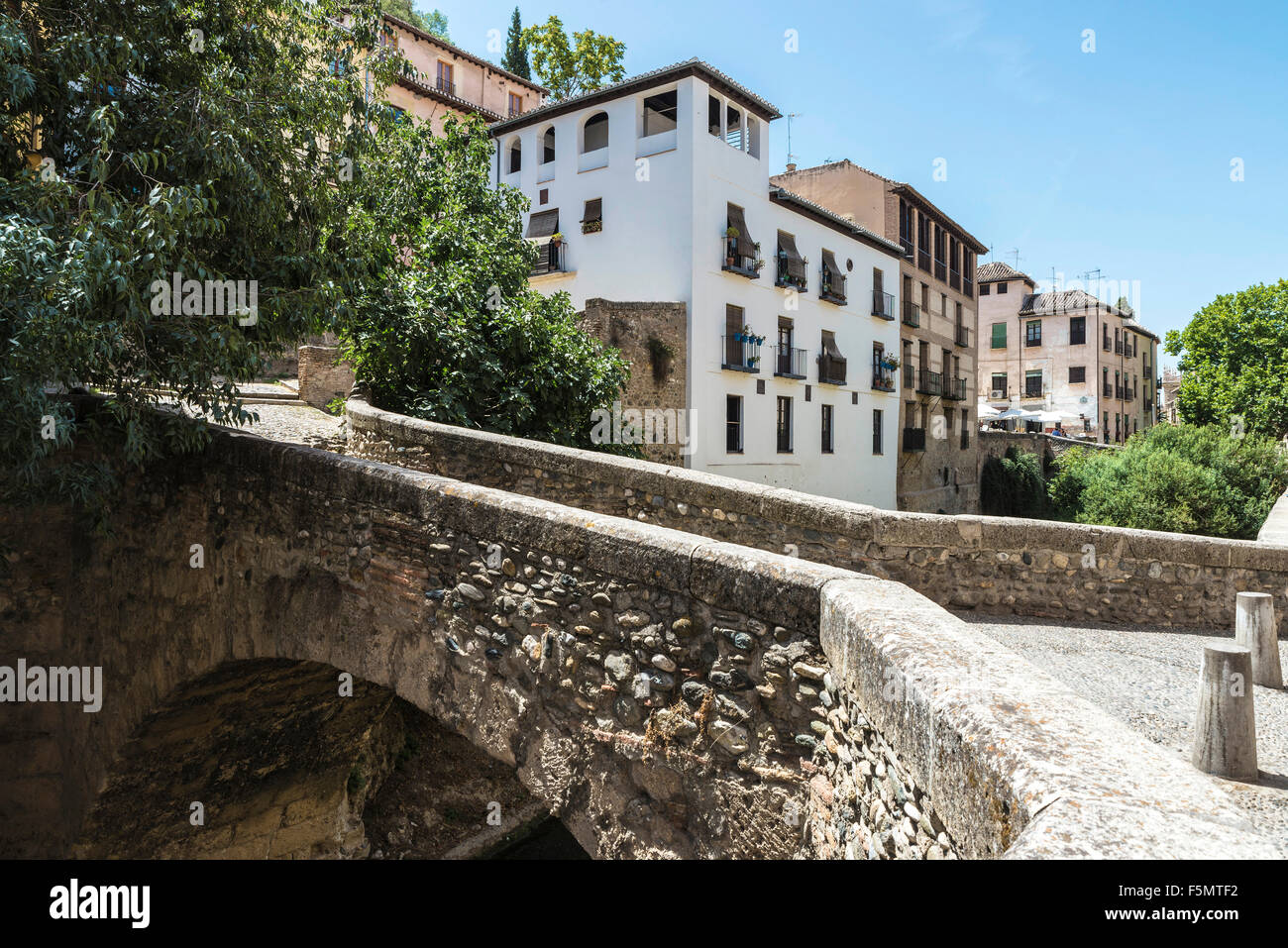 Bridge over the River Darro in the old town of Granada, Andalusia, Spain Stock Photo