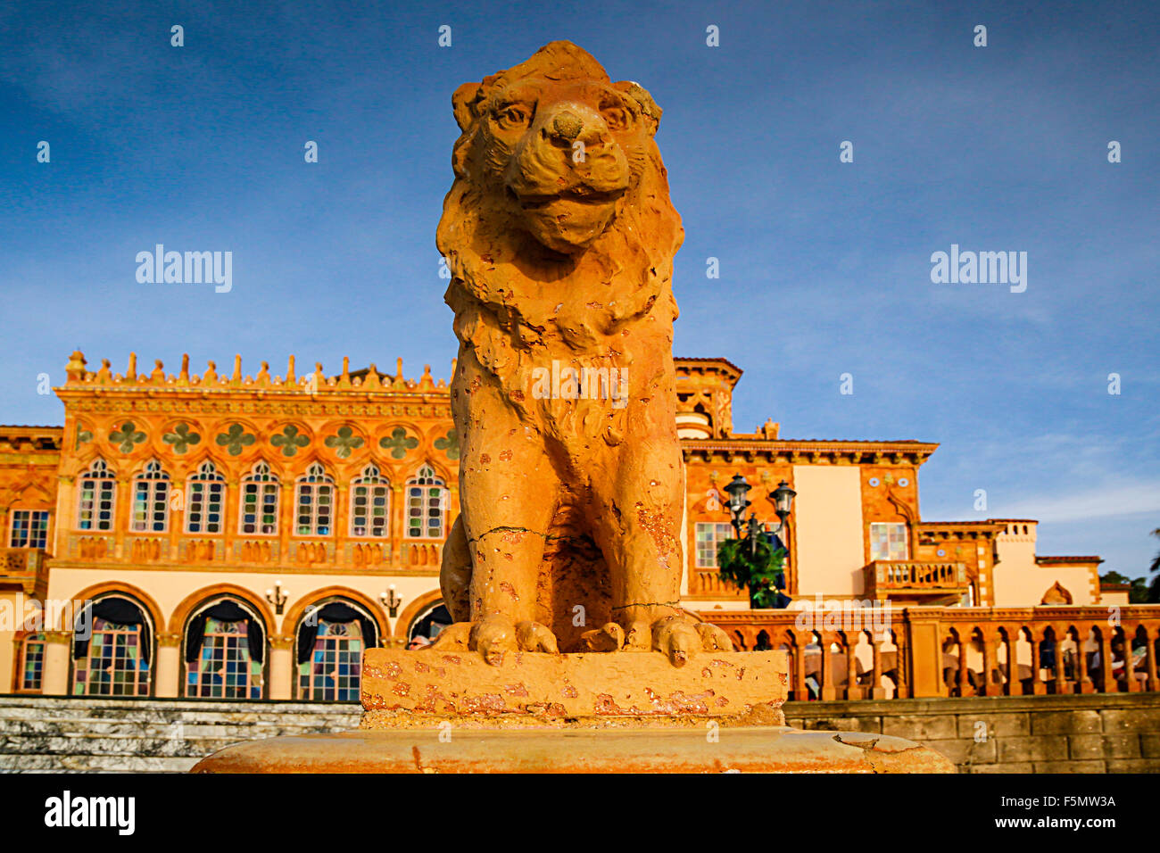 Sentry Lion guards Ca'd'Zan, the Venetian style mansion of John and Mable Ringling, the Ringling Museum of Art in Sarasota, FL Stock Photo