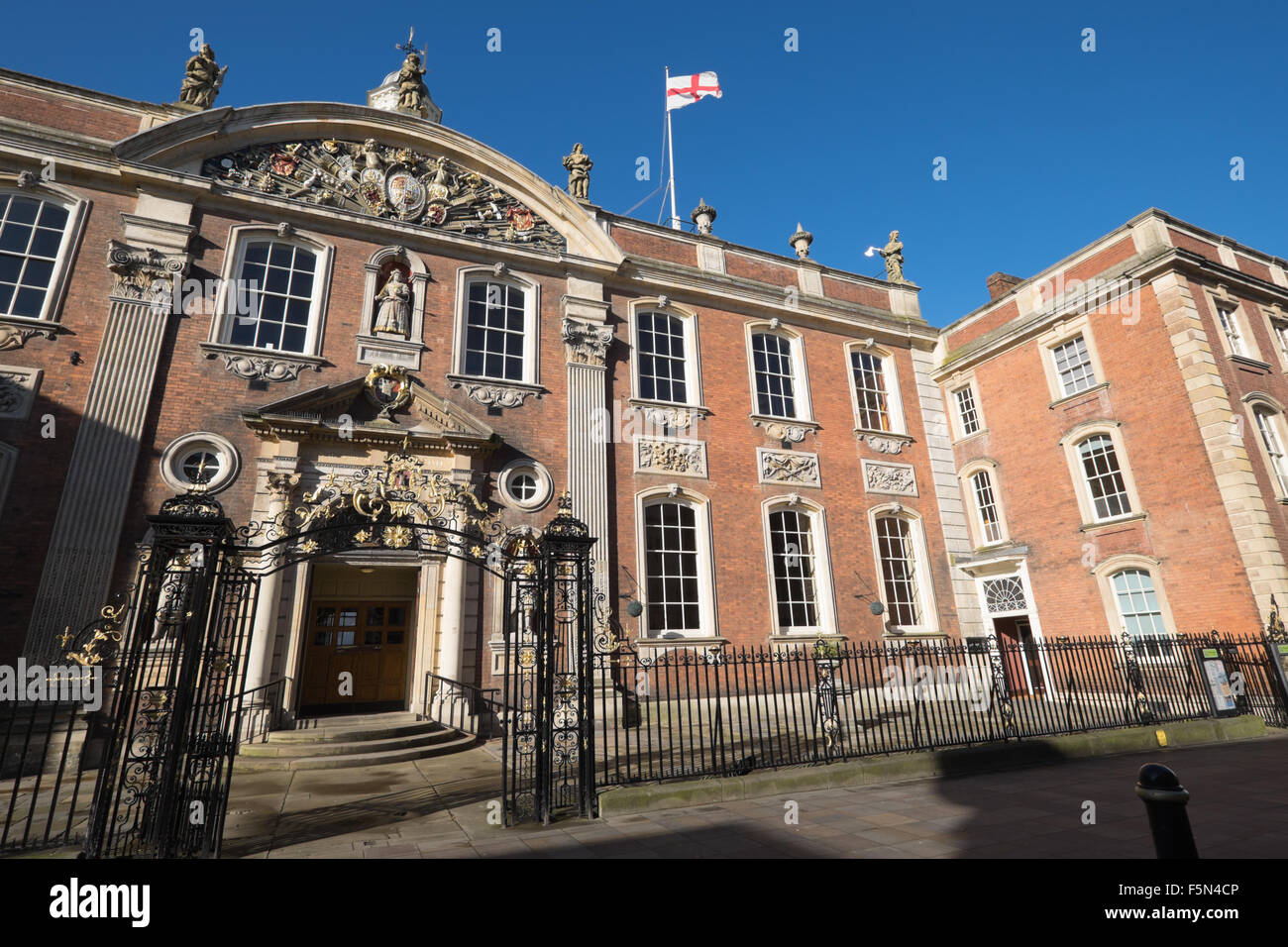 St george guildhall hi-res stock photography and images - Alamy
