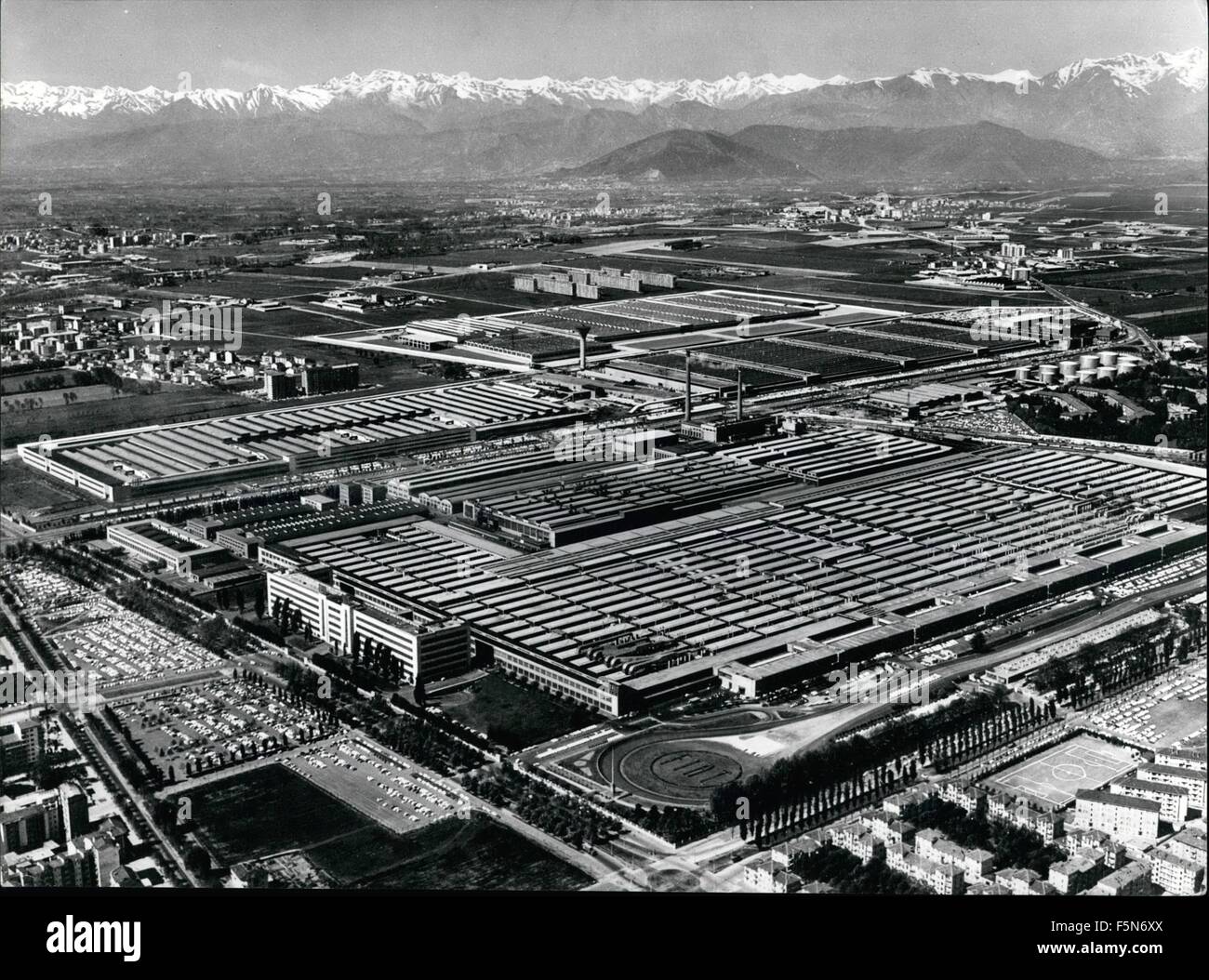 1972 - Fiat ''Mirafiori'' Car Complex in Turin with snow-capped Alps as a backdrop. © Keystone Pictures USA/ZUMAPRESS.com/Alamy Live News Stock Photo