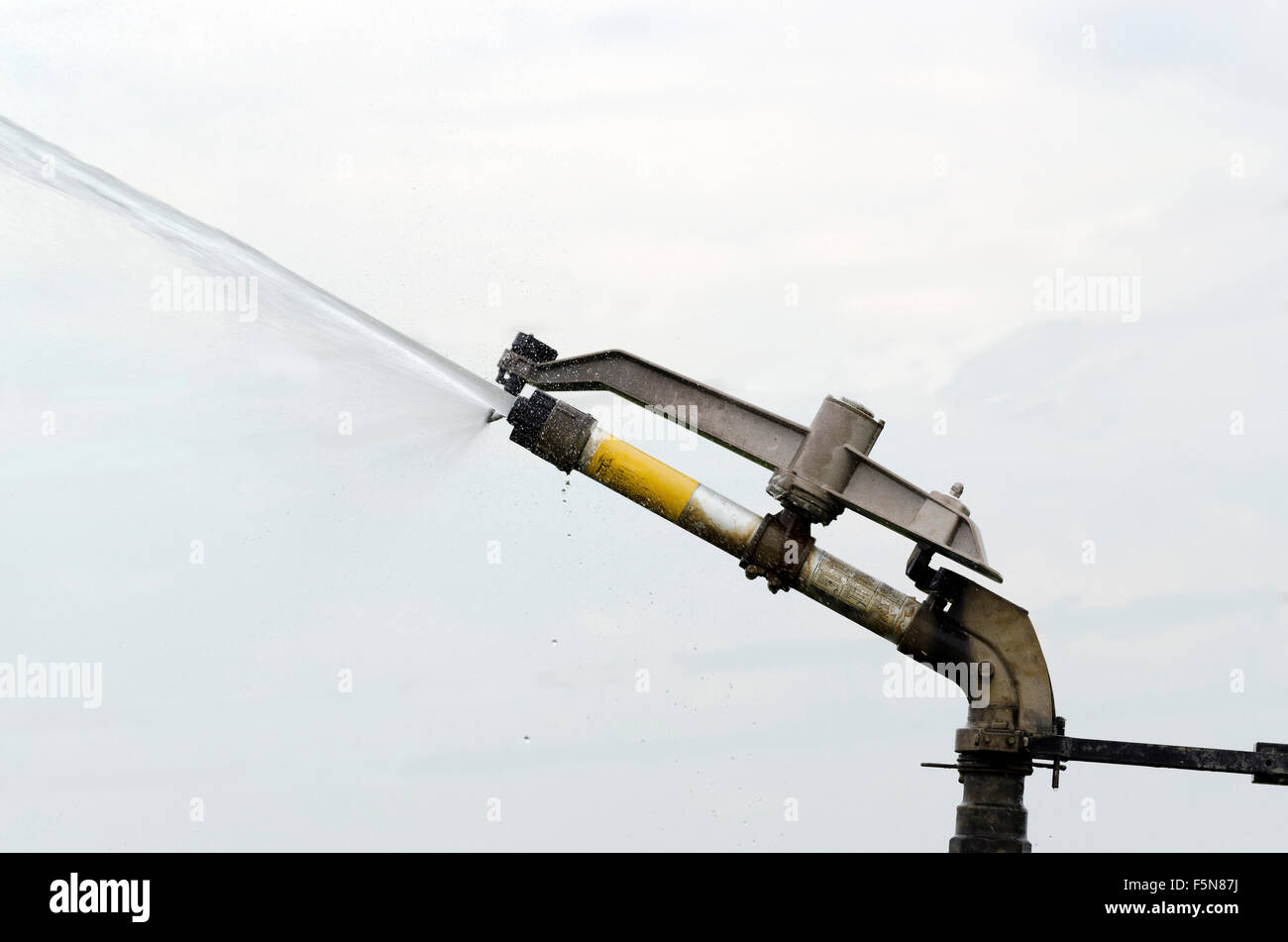 Irrigation tool with automatic turning in a field in the North of