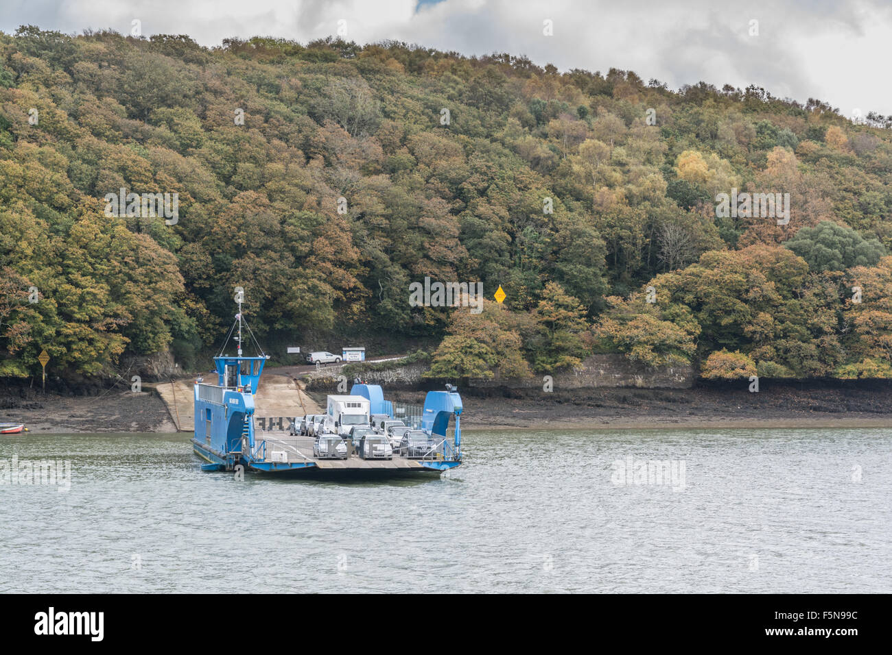 King Harry Ferry crossing the River Fal in Cornwall Stock Photo Alamy