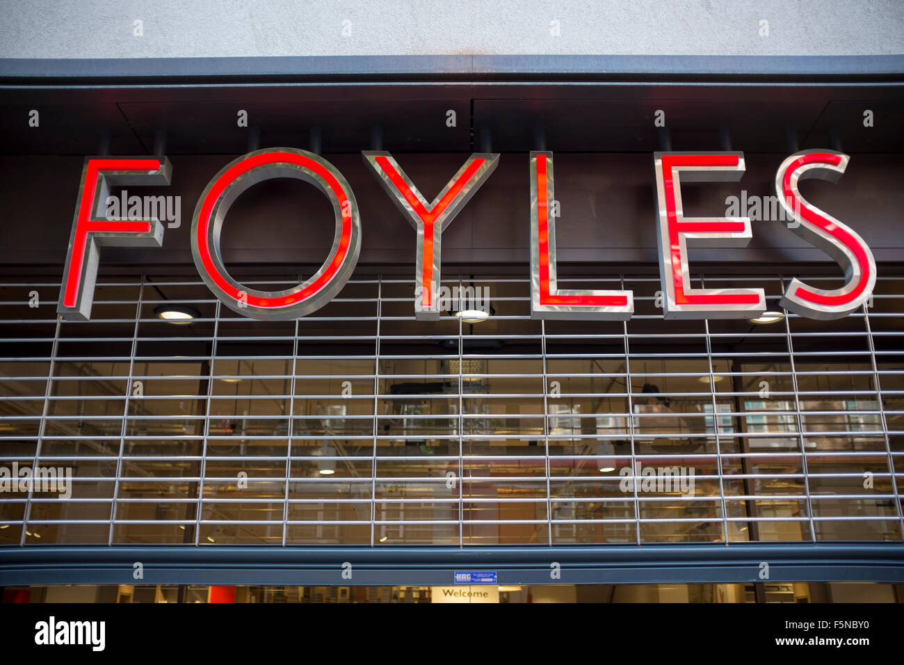 Foyles Charing Cross Road London Stock Photo Alamy