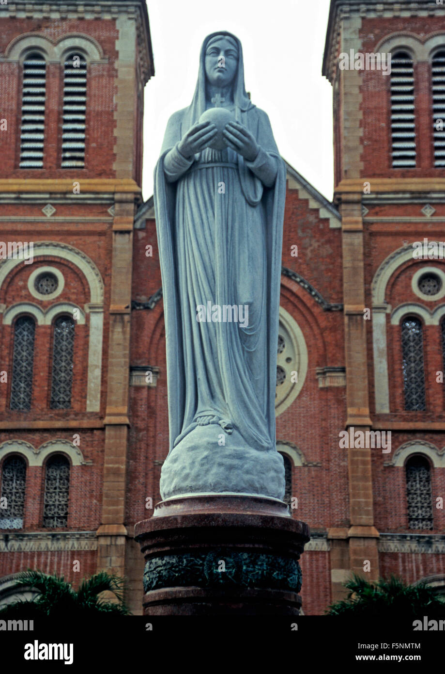 Vietnam, Saigon, (Ho Chi Minh), Virgin Mary Statue Notre Dame Cathedral