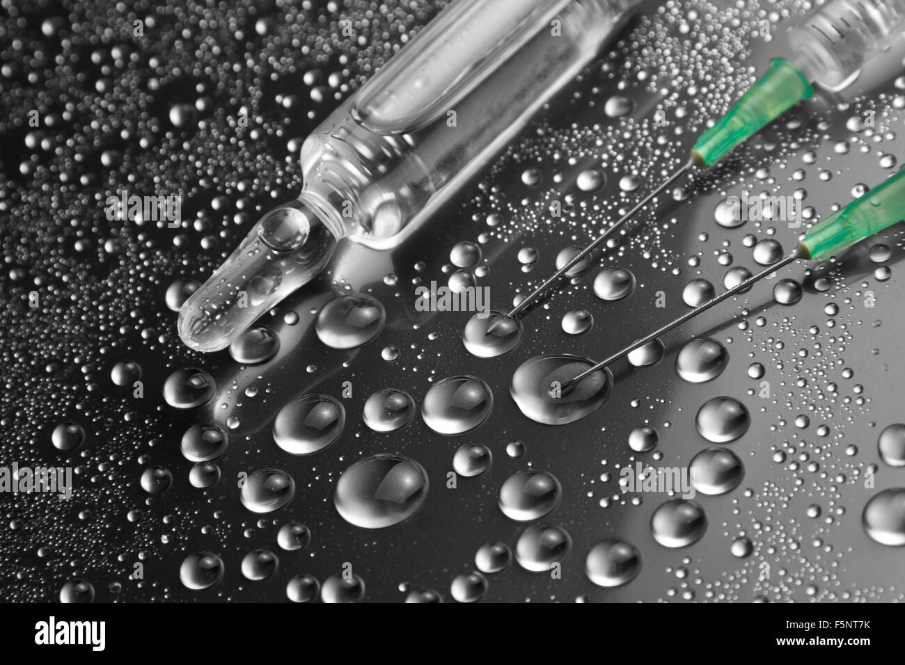 Medicine and syringes. First aid Stock Photo Alamy