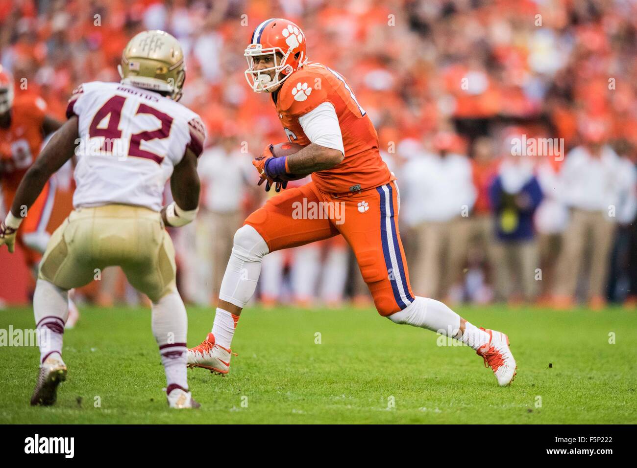 Clemson tight end Jordan Leggett (16) during the NCAA college football game between Florida State and Clemson on Saturday Nov. 7, 2015 at Memorial Stadium, in Clemson, SC. Jacob Kupferman/CSM Stock Photo