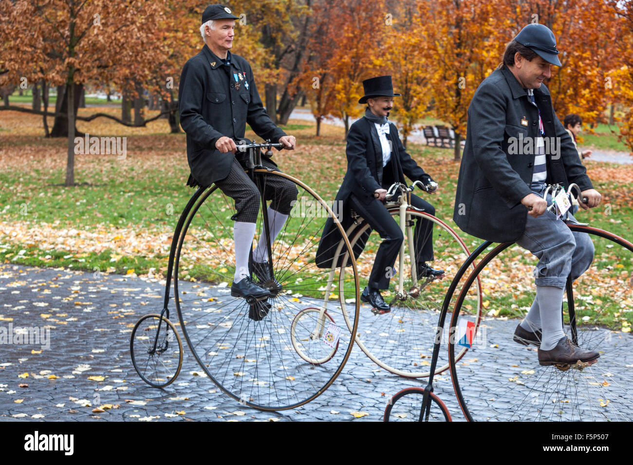 penny farthing race