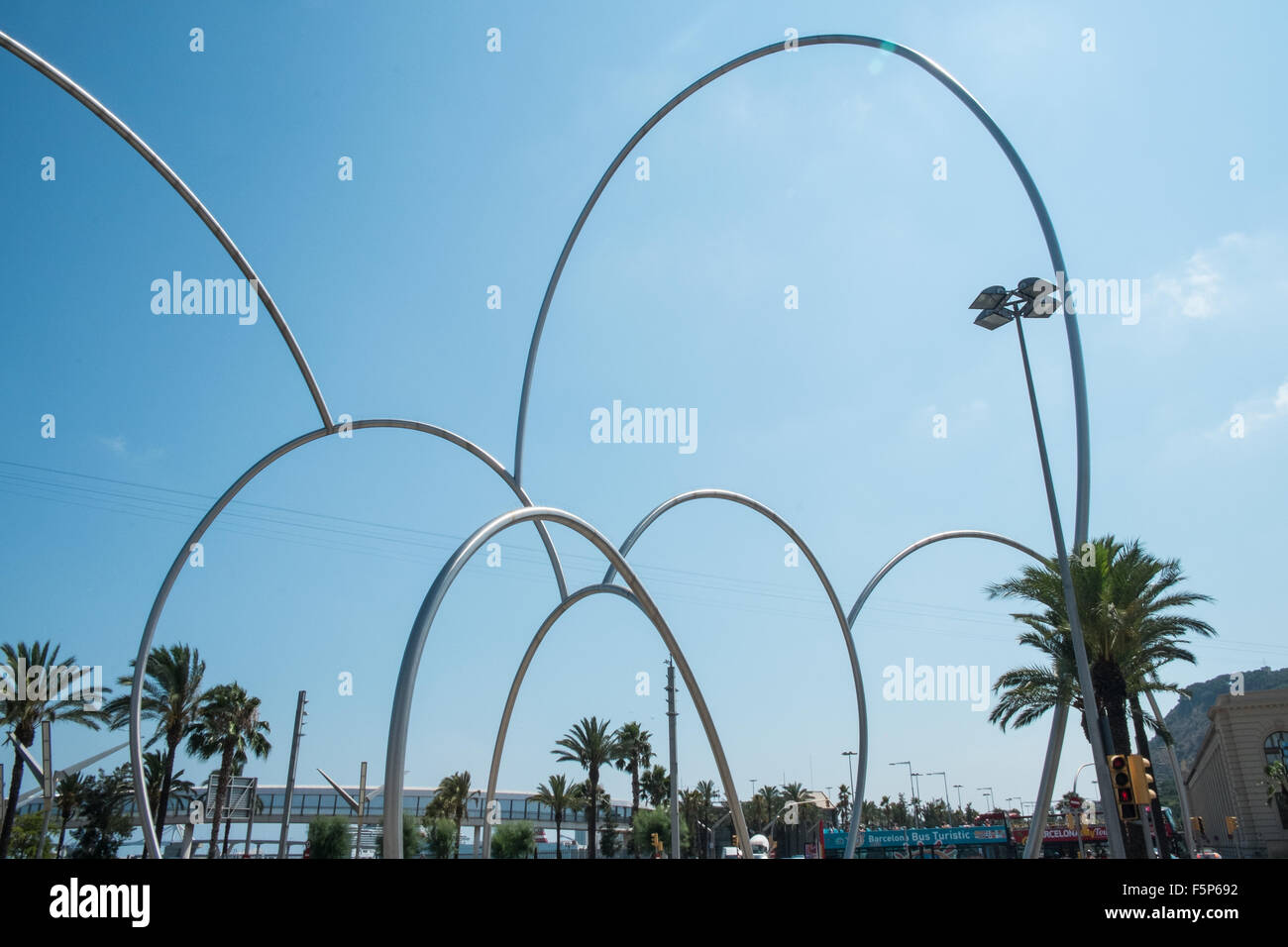 'Ones' sculpture composed of seven steel tubes by artist Andreu Alfaro, Les Drassanes Square, Barcelona, Catalonia, Spain Stock Photo