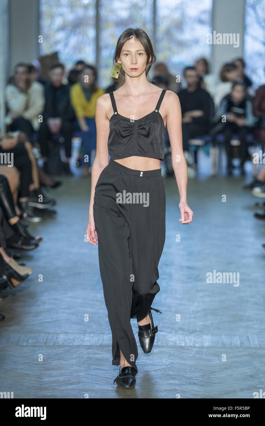 Tbilisi, Georgia. 8th Nov, 2015. A model presents a creation of Janashia during the Mercedes Benz Fashion Week in Tbilisi, capital of Georgia, on Nov. 8, 2015. Credit:  Giorgi Induashvili/Xinhua/Alamy Live News Stock Photo