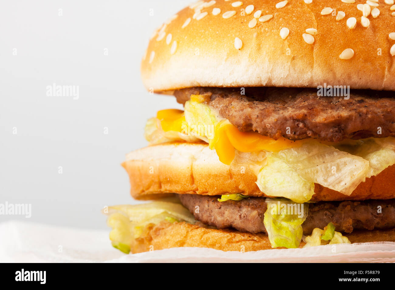 Closeup of a burger. Unhealthy fast food Stock Photo Alamy