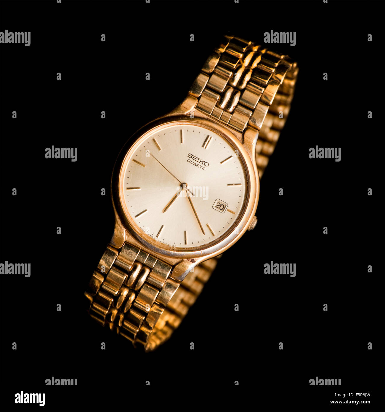 Vintage Seiko men's quartz wristwatch Stock Photo - Alamy