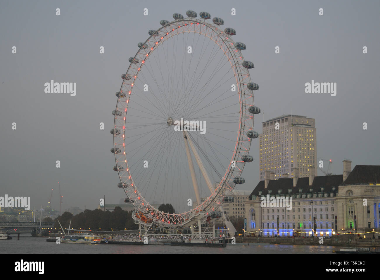 London eye gondola hi-res stock photography and images - Alamy