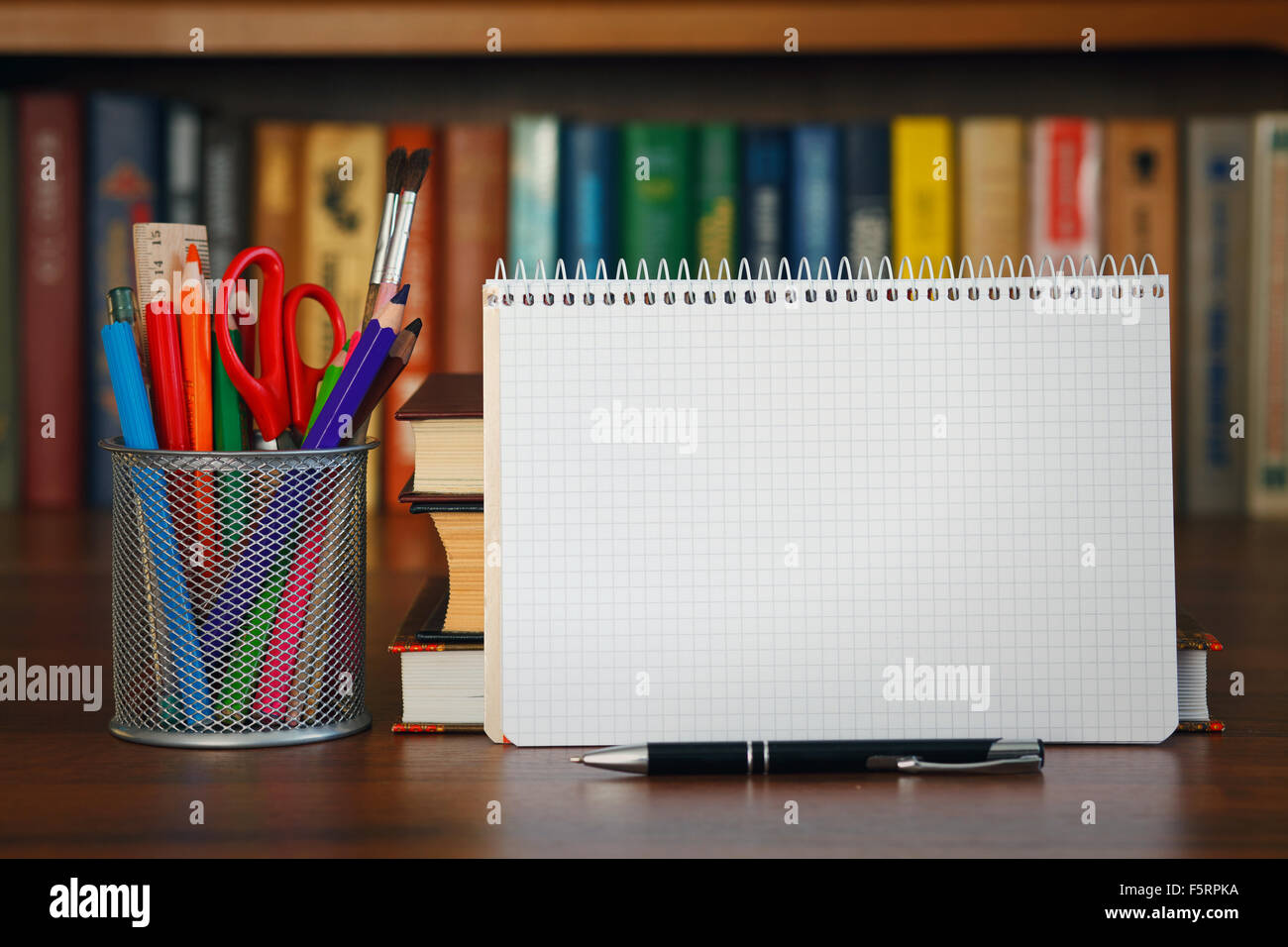 Open office concepts hi-res stock photography and images - Alamy