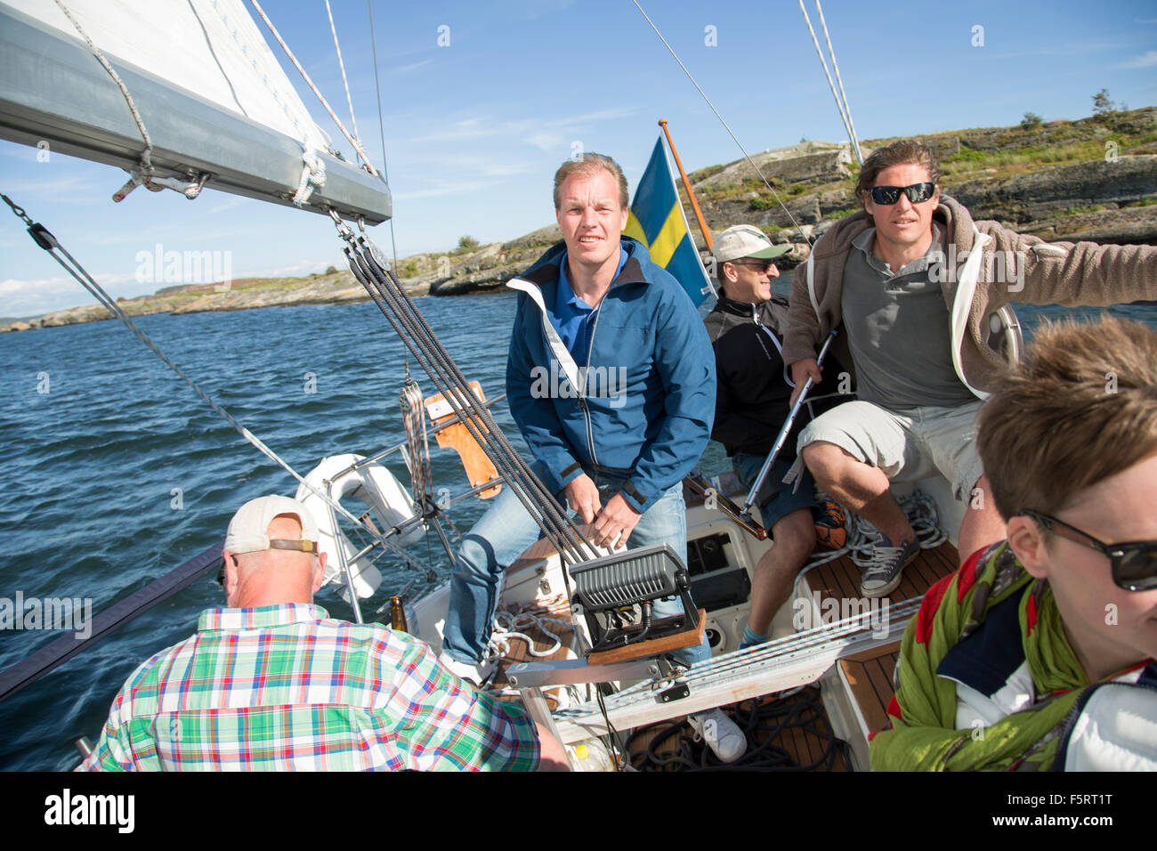 People sailing hi-res stock photography and images - Alamy