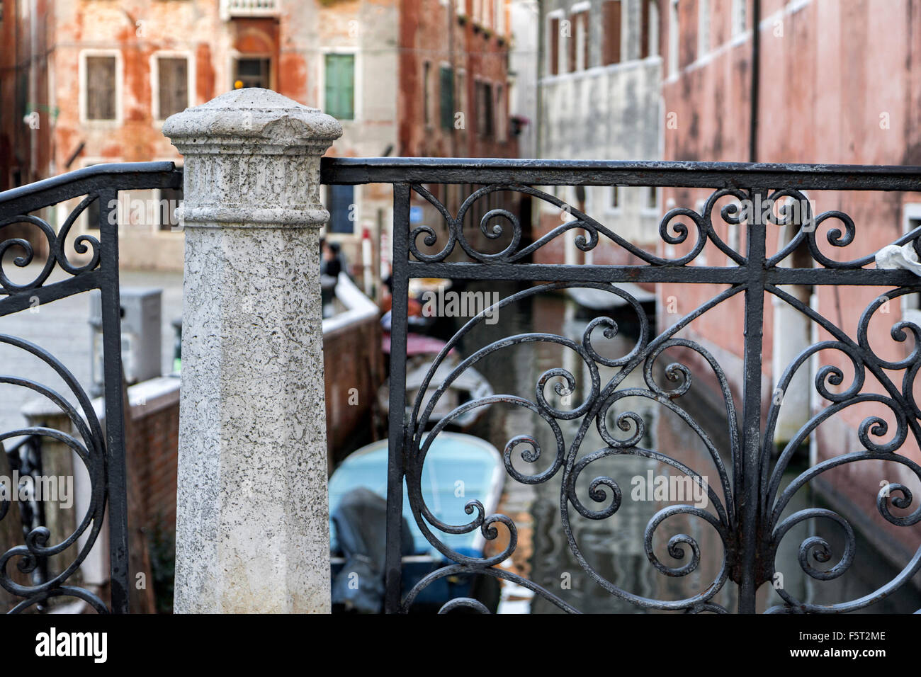 Retro railing hi-res stock photography and images - Alamy