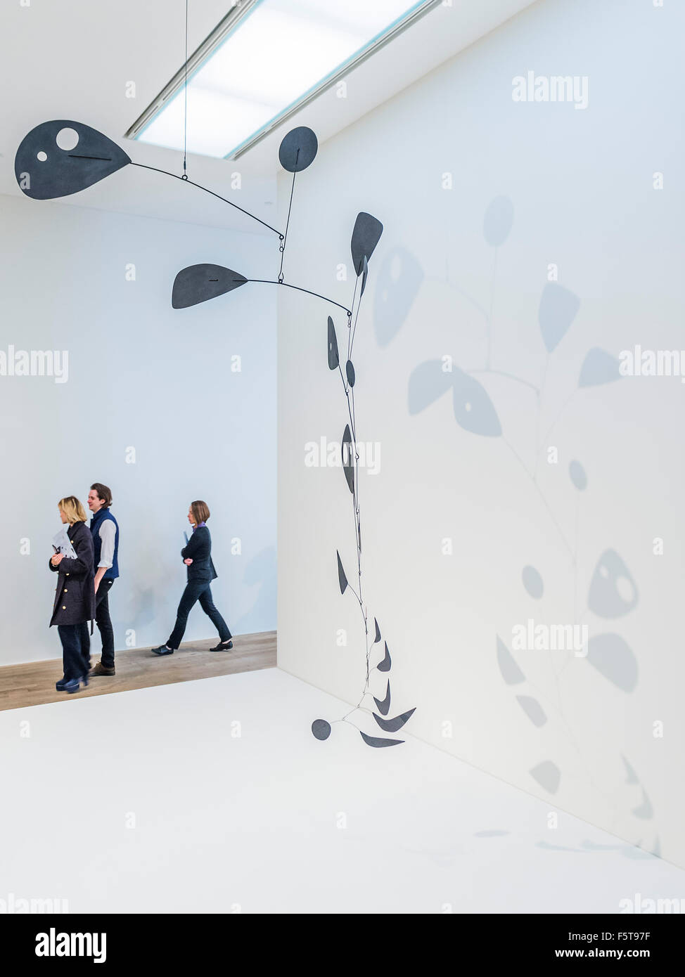 Bell Kalder Alexander calder sculpture uk hi-res stock photography and images - Alamy
