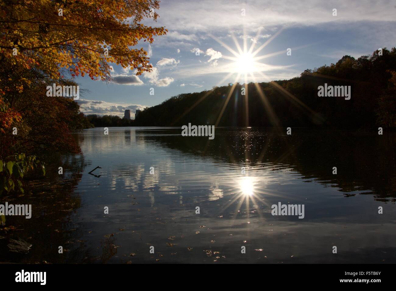 Reflectiving Sun Rays Reflecting sun rays hi-res stock photography and images - Alamy