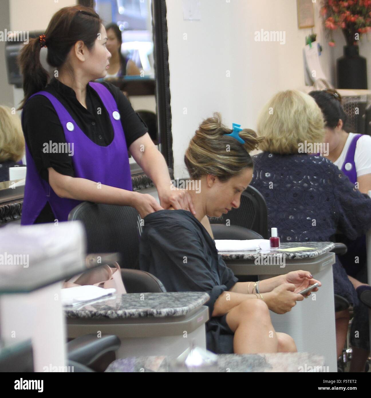 Jennifer Meyer Gets A Massage At A Salon In Beverly Hills