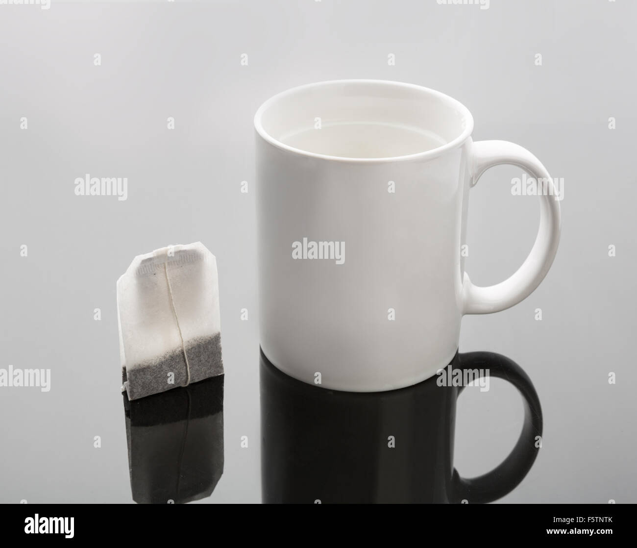 Mug full of water hi-res stock photography and images - Alamy