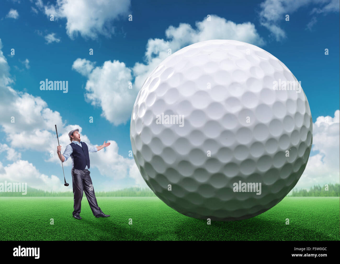 Huge golf ball hi-res stock photography and images - Alamy