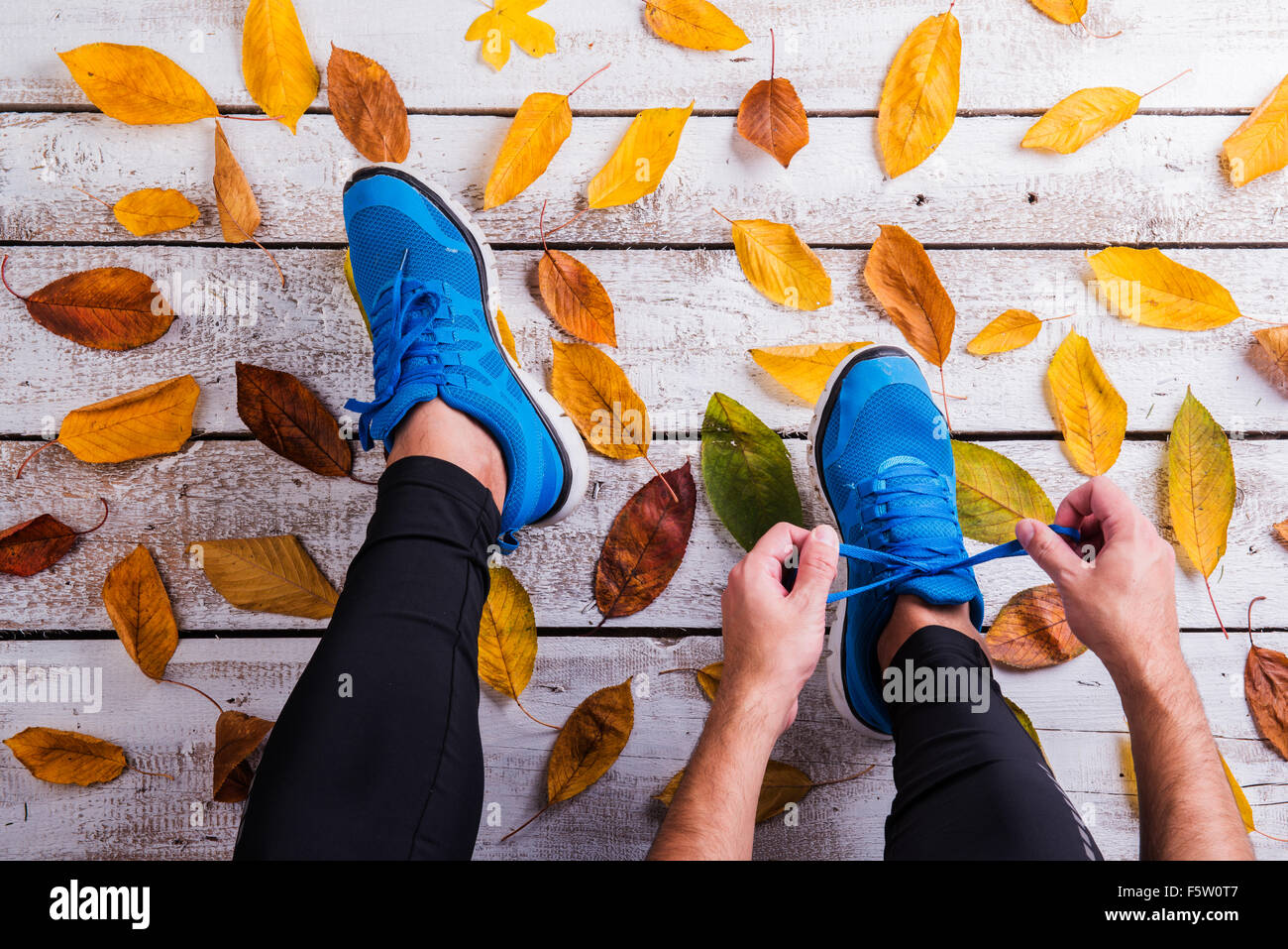 tying nike shoelaces