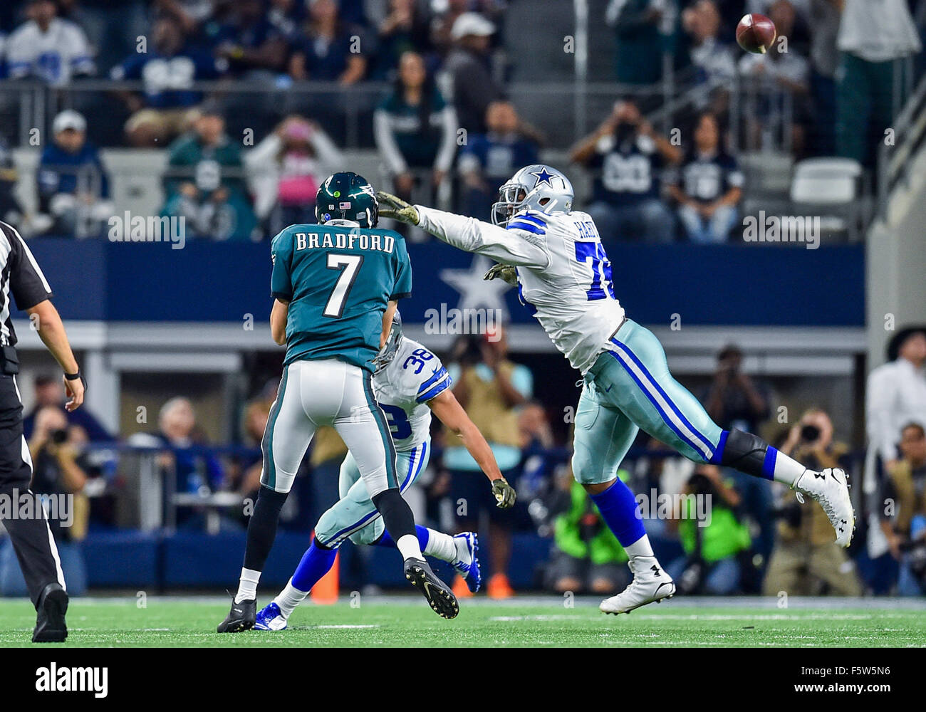 November 08th, 2015:.Philadelphia Eagles quarterback Sam Bradford (7 ...