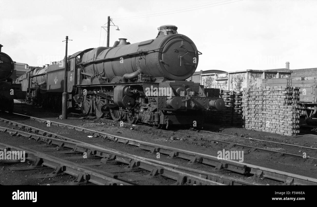 Steam Locomotive King class 6022 at Wolverhampton Stafford Road sheds 28/10/62 Stock Photo
