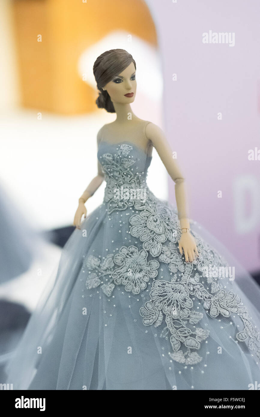 barbie the queen