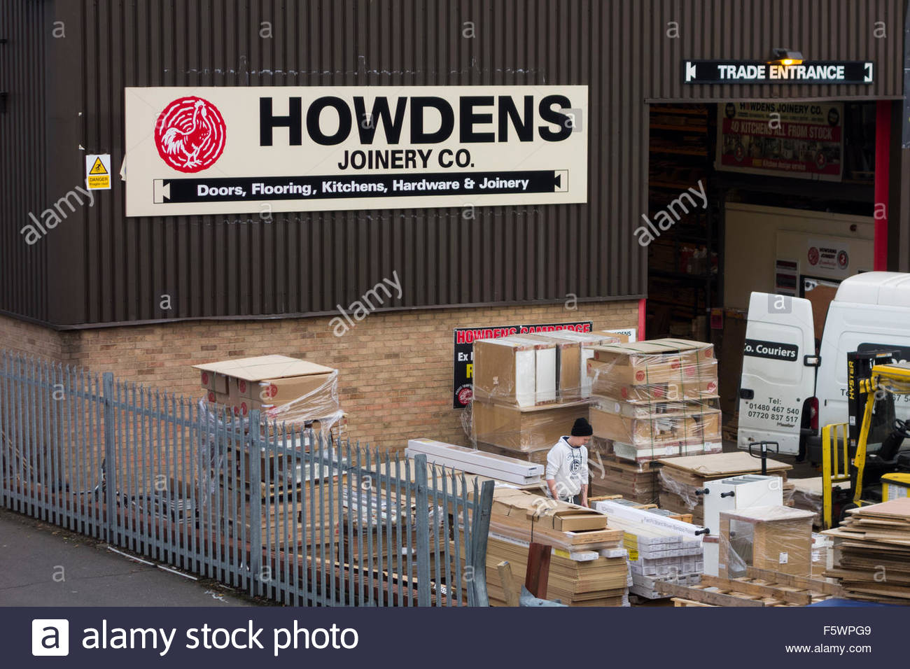 Howdens Joinery Co High Resolution Stock Photography and Images Alamy
