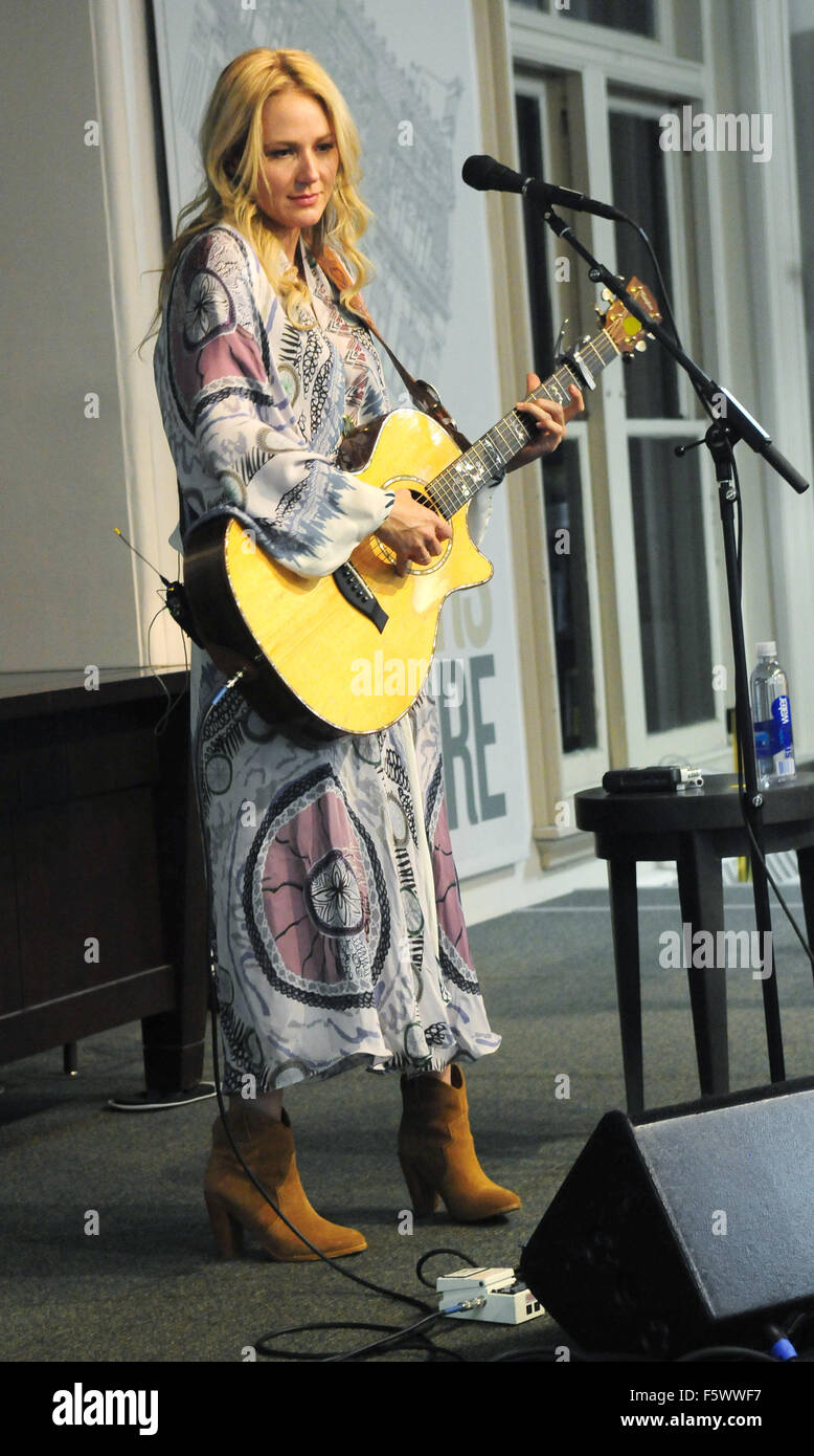 Jewel promoting her new book 'Never Broken Songs Are Only Half the