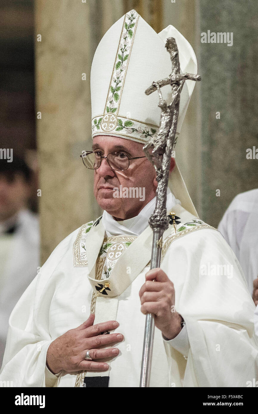 Episcopal Ordination Msgr Hi res Stock Photography And Images Alamy