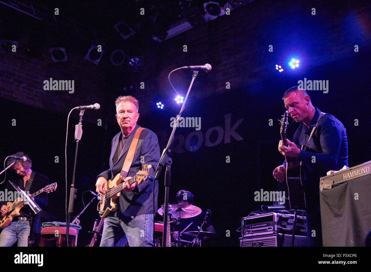 Tom Robinson Band High Resolution Stock Photography and Images Alamy