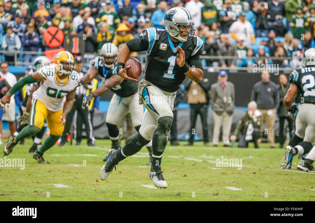 Carolina Panthers' Cam Newton (1) huddles with wide receivers before an NFL  football game against the New Orleans Saints in Charlotte, N.C., Monday,  Dec. 17, 2018. (AP Photo/Jason E. Miczek Stock Photo - Alamy