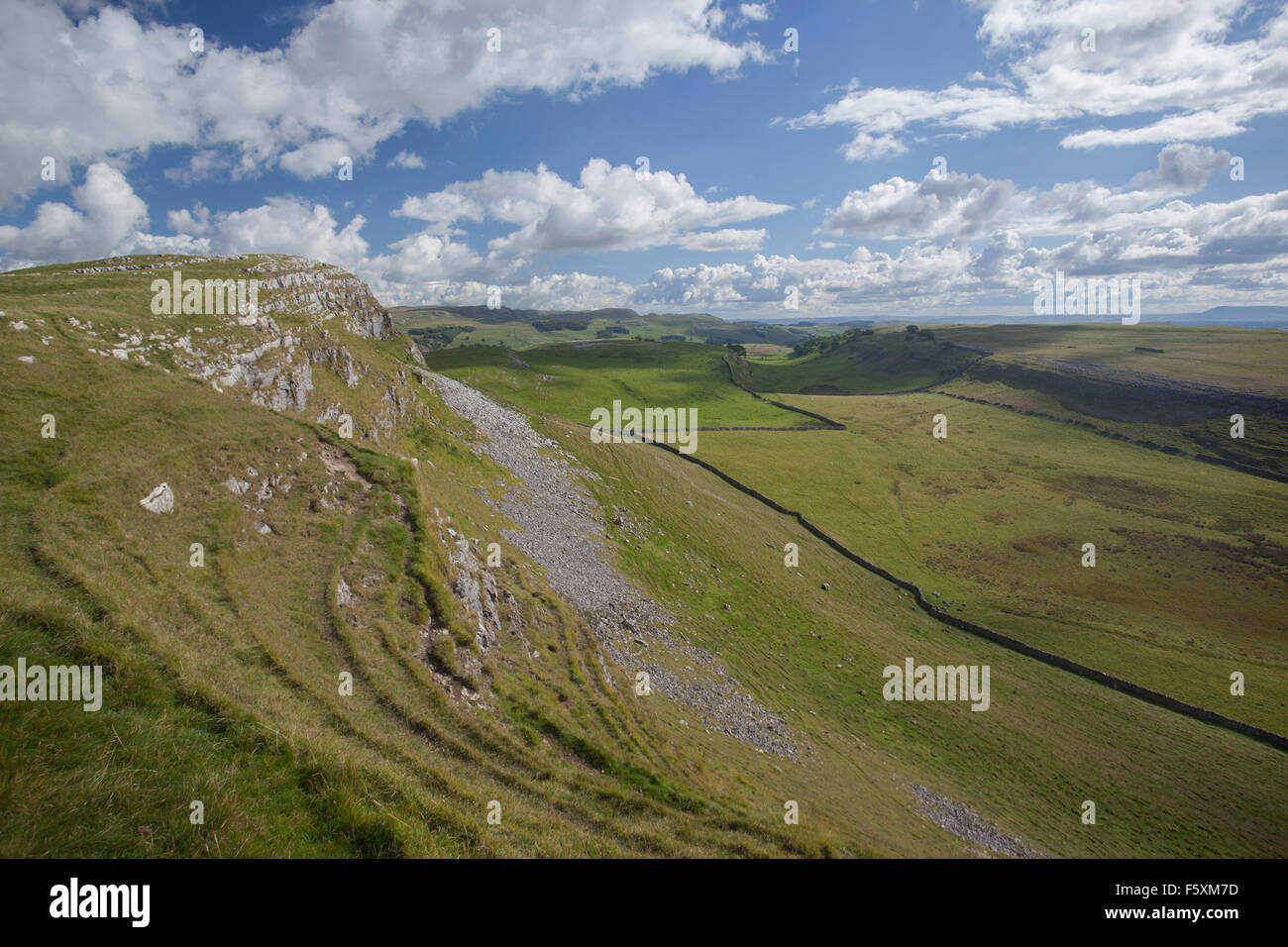 Smearsett Scar above the village of Feizor, Yorkshire Dales, North Yorkshire, UK Stock Photo