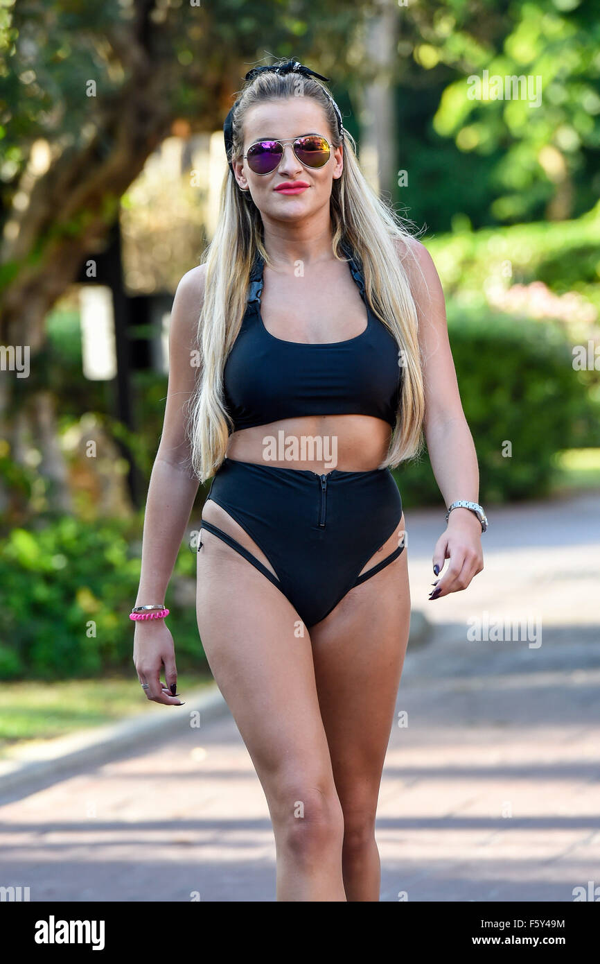 georgia-kousoulou-in-bikini-fiiming-the-only-way-is-marbs-in-marbella