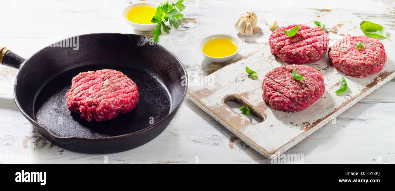 Hamburger patty hi-res stock photography and images - Alamy