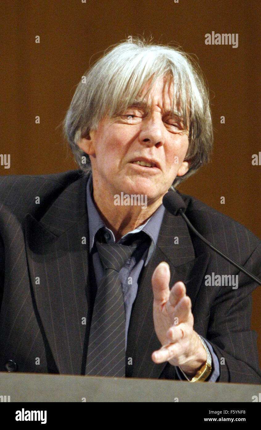 (File) French Writer and Philosopher André Glucksmann speaks at the Dahlem Humanties Center of the Berlin Free University in Berlin on 08 January 2008. Photo: Claudia Esch-Kenkel (c) dpa - Report Stock Photo