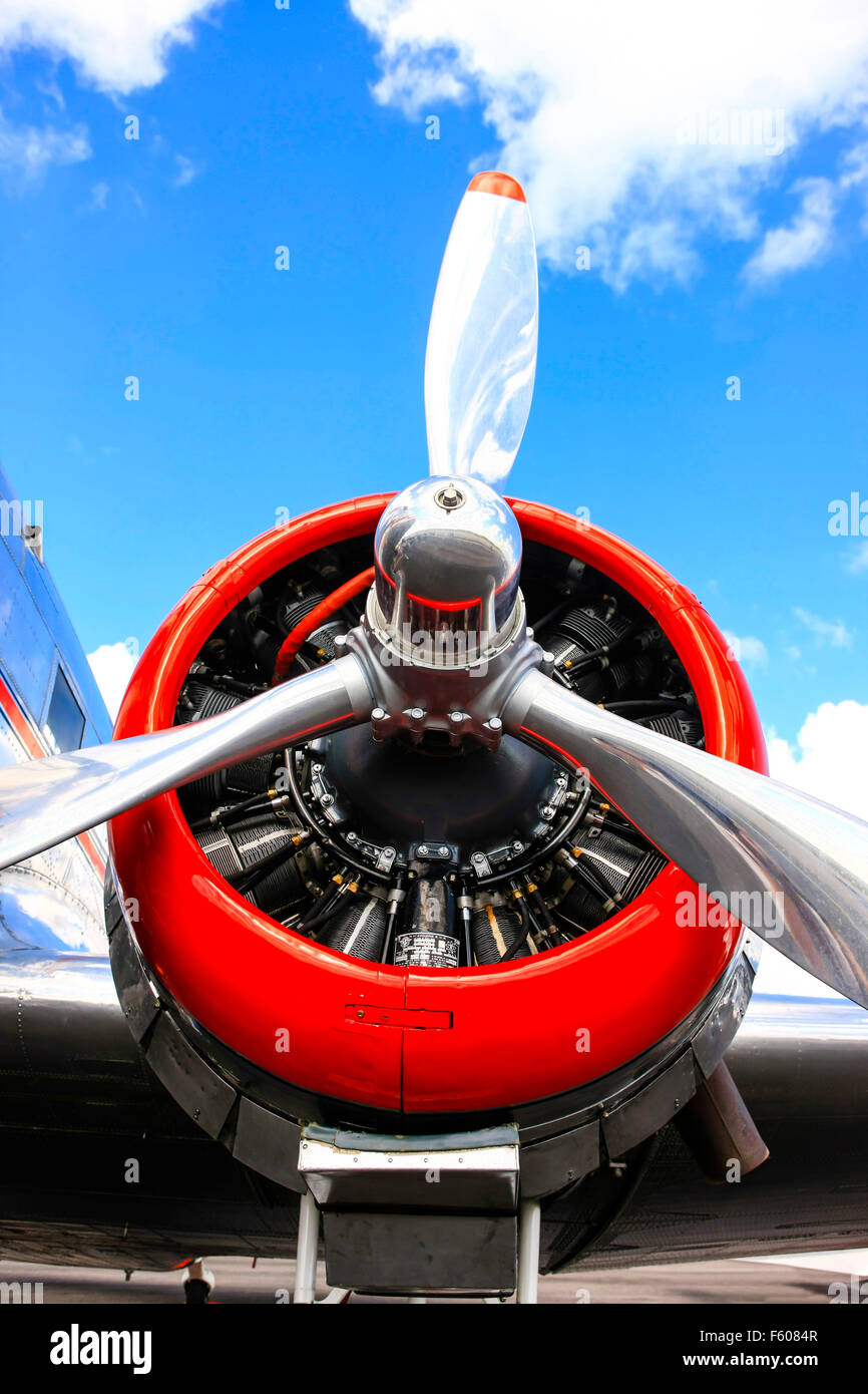 Radial engine with red cowling belonging to the Douglas  DC-3 Flagship Detroit Stock Photo