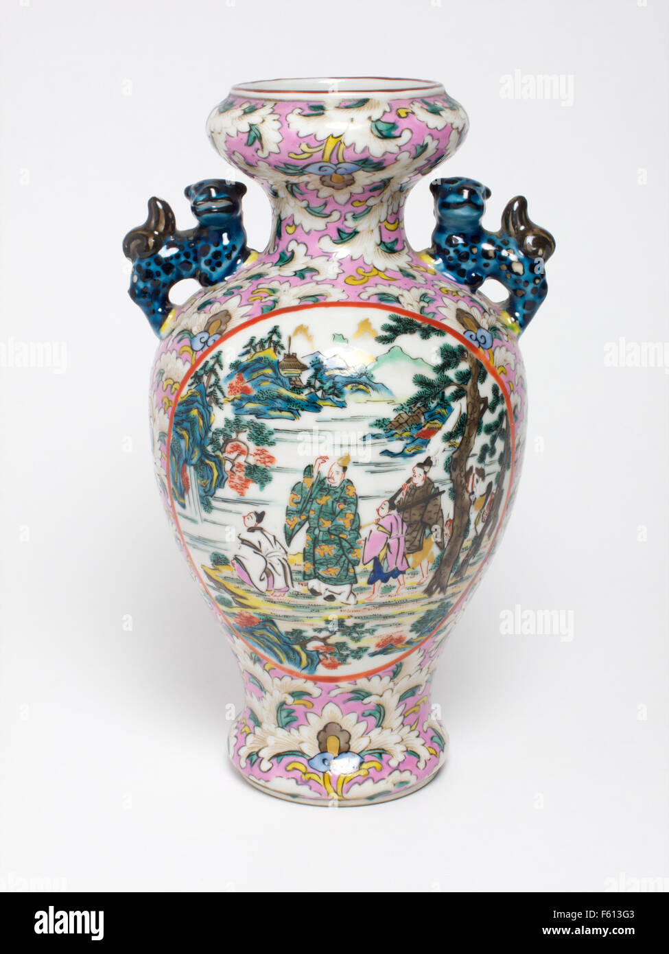 Antique Japanese KoKutani porcelain vase Stock Photo Alamy