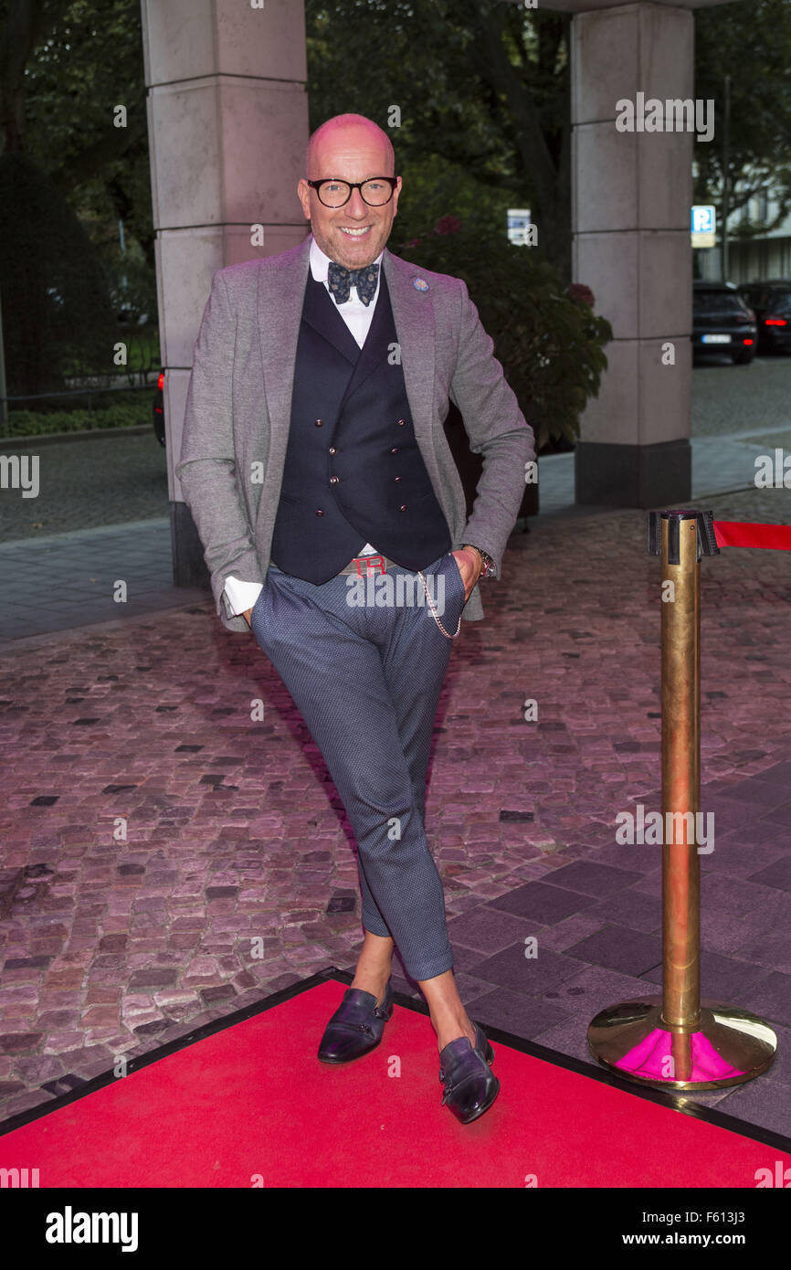Celebrities attending the Charity-Gala 