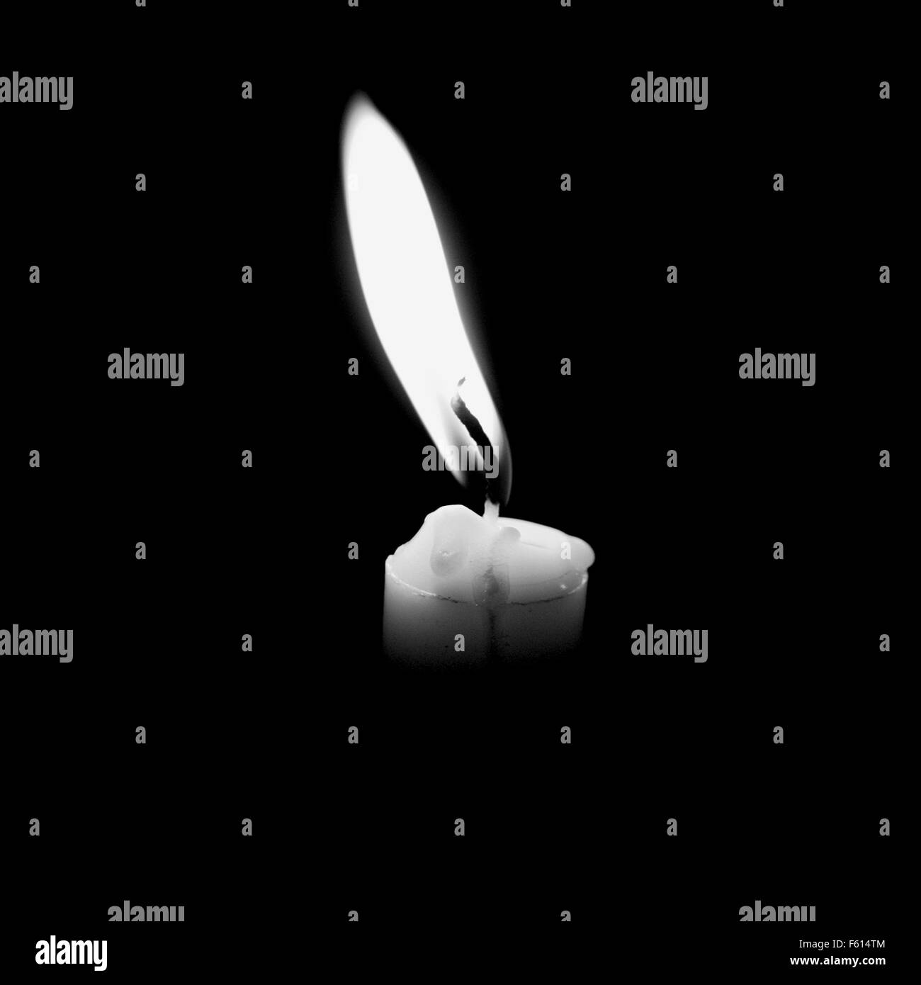 Candle light in the dark Stock Photo - Alamy
