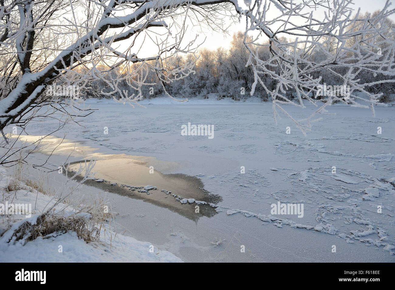 The river freezes in early winter Stock Photo