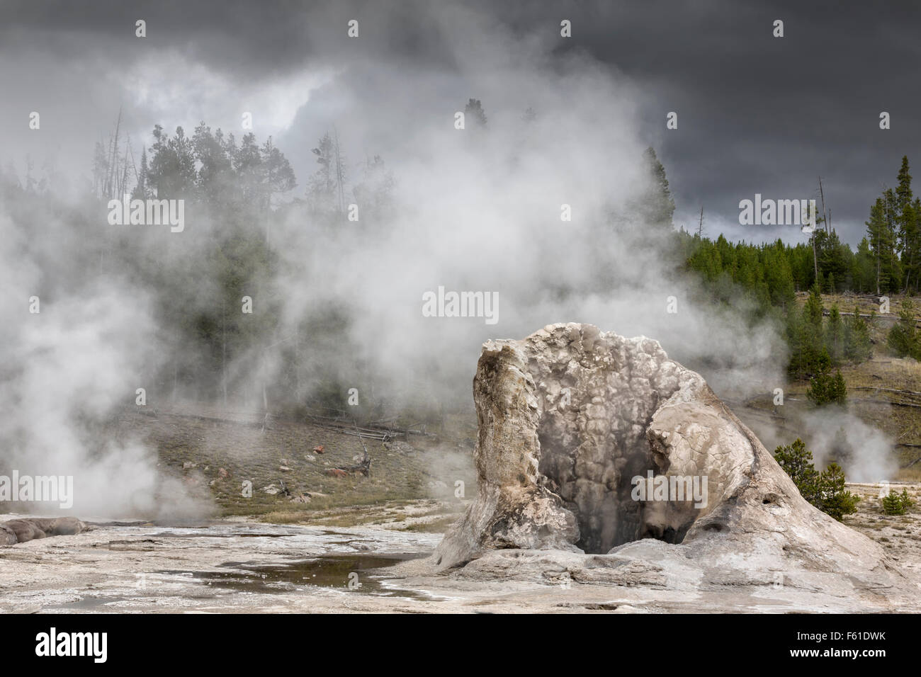 Cone of geyser hires stock photography and images Alamy